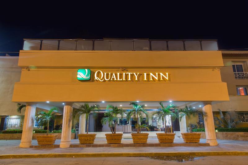 Quality Inn Mazatlán Exterior foto